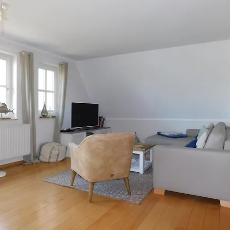 Apartament Wolke 7 *